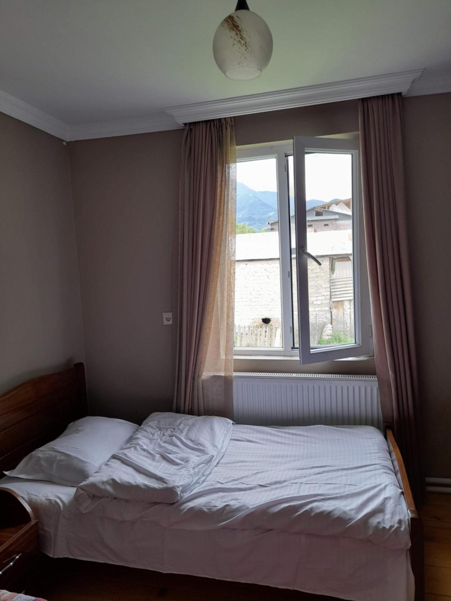 Hotel House Mon Amie Mestia Exterior foto